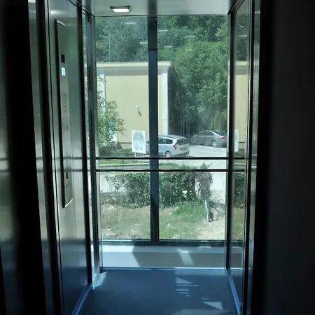 מלון דירות Teracite וארנה